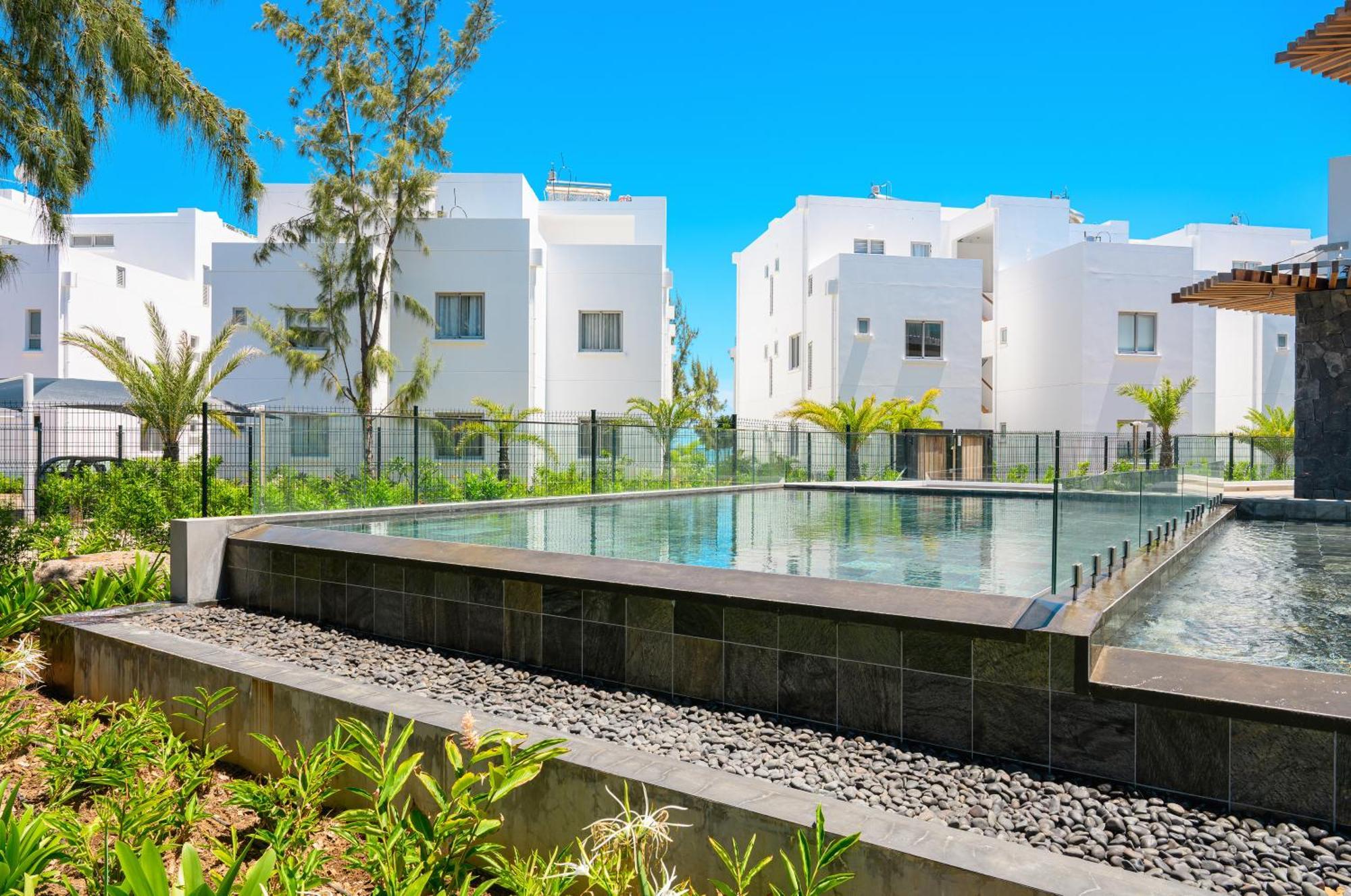 Apartamento Ocean Grand Gaube With Lov Exterior foto